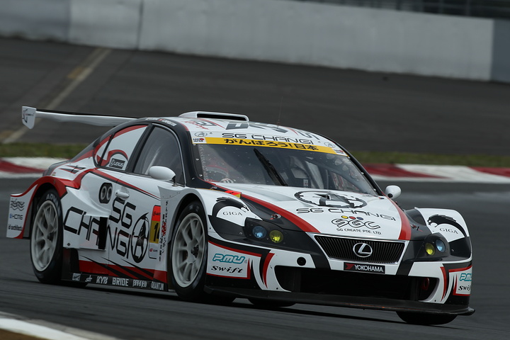 2011 SUPER GT Lineup(GT300): CarNo.14 SG CHANGI IS350（折目遼／アレキサンドレ・インペラトーリ組）