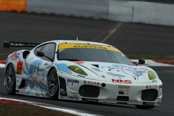 2011 SUPER GT Lineup(GT300): CarNo.27 PACIFIC NAC イカ娘 フェラーリ（山岸大／山内英輝組）