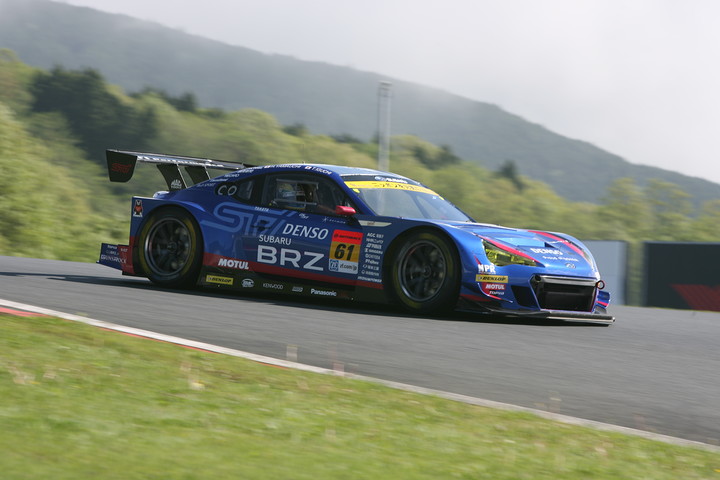 フリー走行: GT300クラストップタイムは井口卓人／山内英輝組（SUBARU BRZ R&D SPORT）